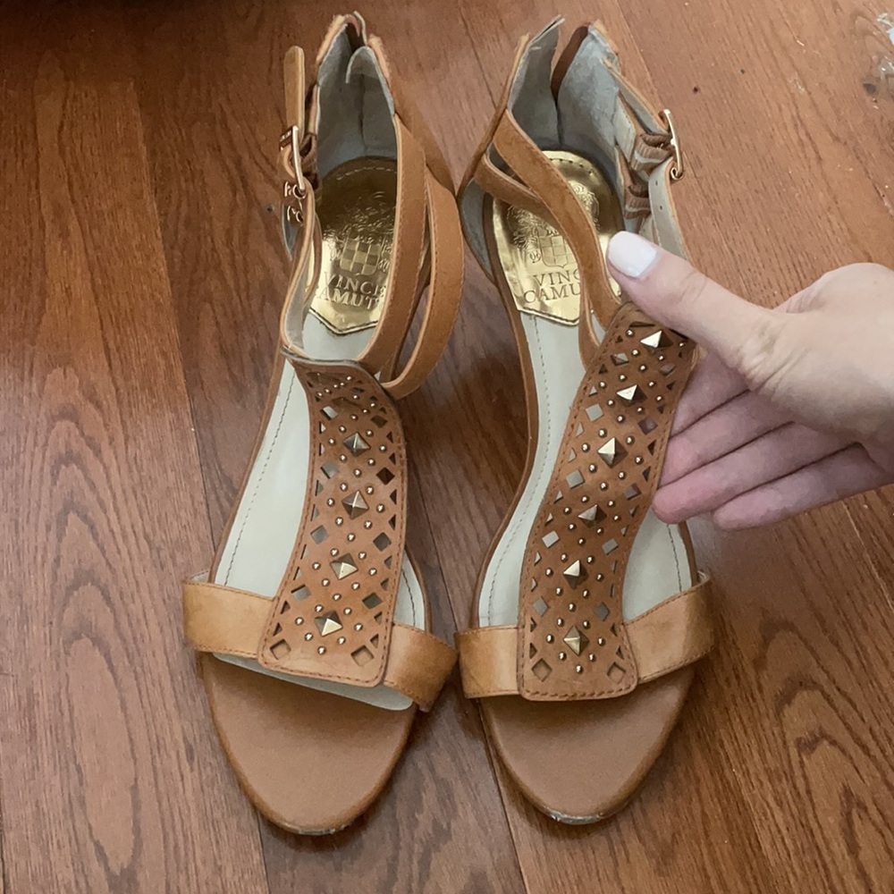 Beautiful Vince Camuto heels